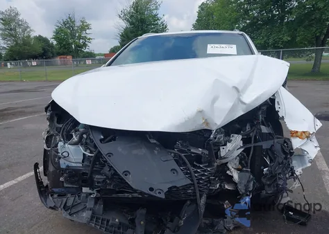 2016 Lexus Nx 200T F Sport z USA, uszkodzony, nr VIN JTJBARBZ4G2061028